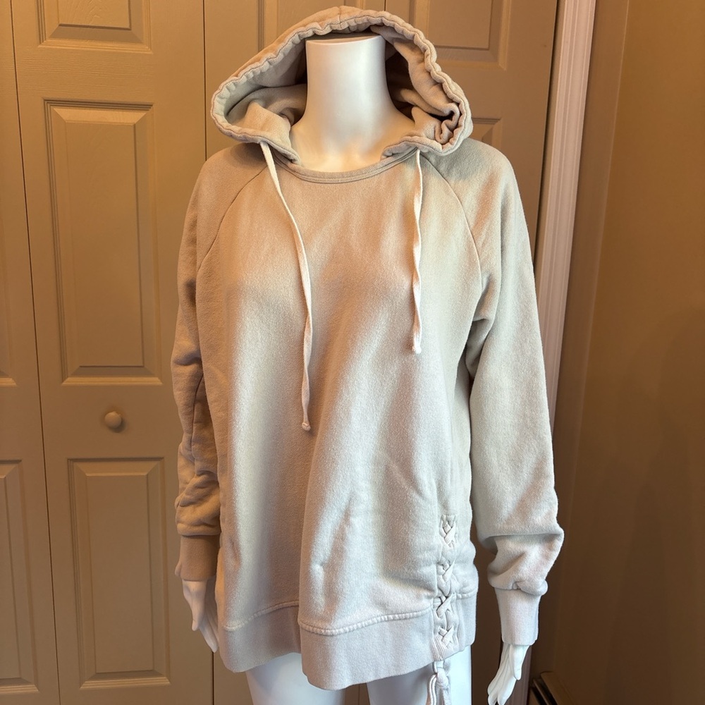 RISE Women's Cream Hoodie